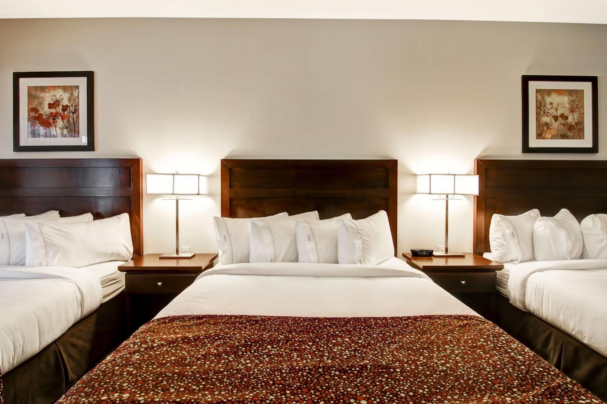 Canalta Hotel Tisdale Bagian luar foto