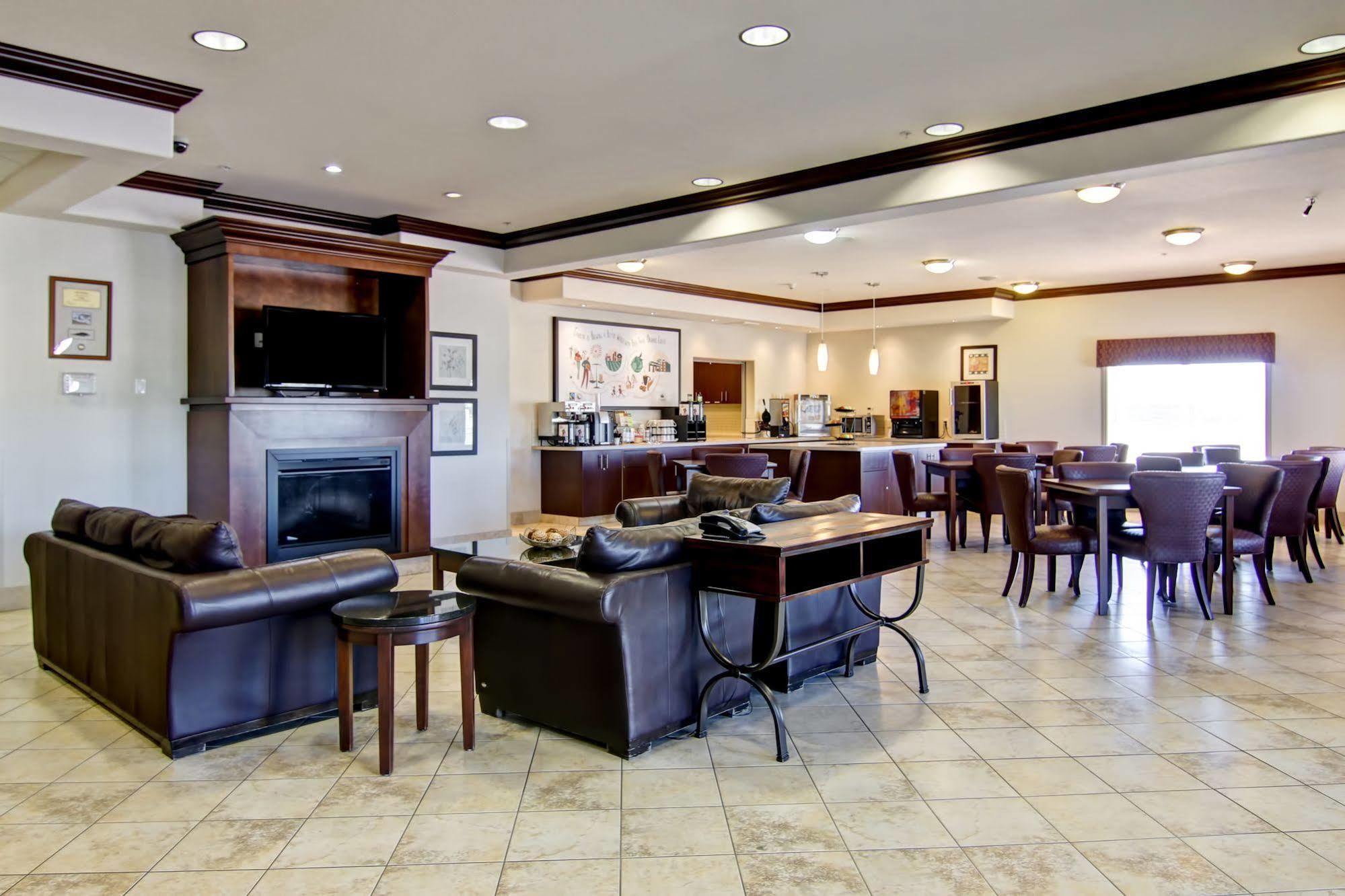 Canalta Hotel Tisdale Bagian luar foto